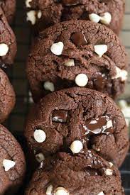 Chocolate Chip Cookies - Mazing256Pastries